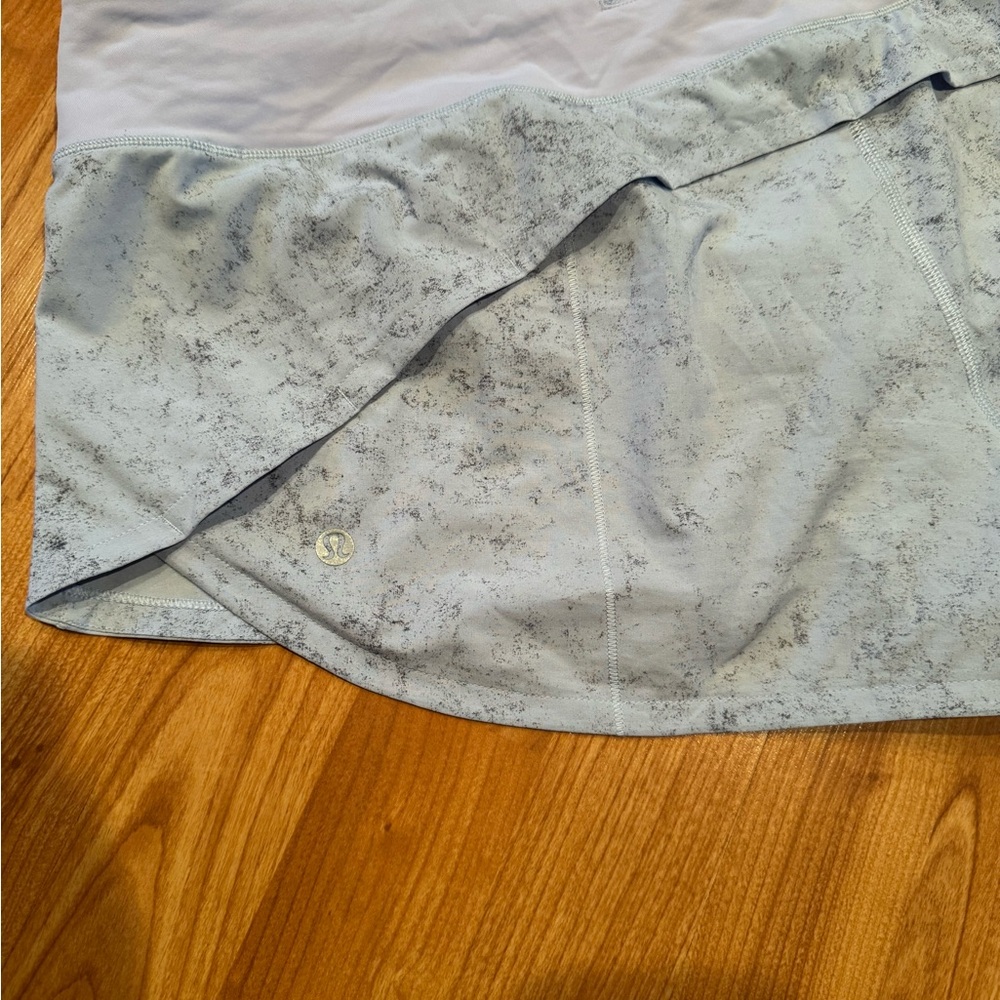 LULULEMON SPEED UP SHORTS “2.5 inch” - Picture 3 of 5